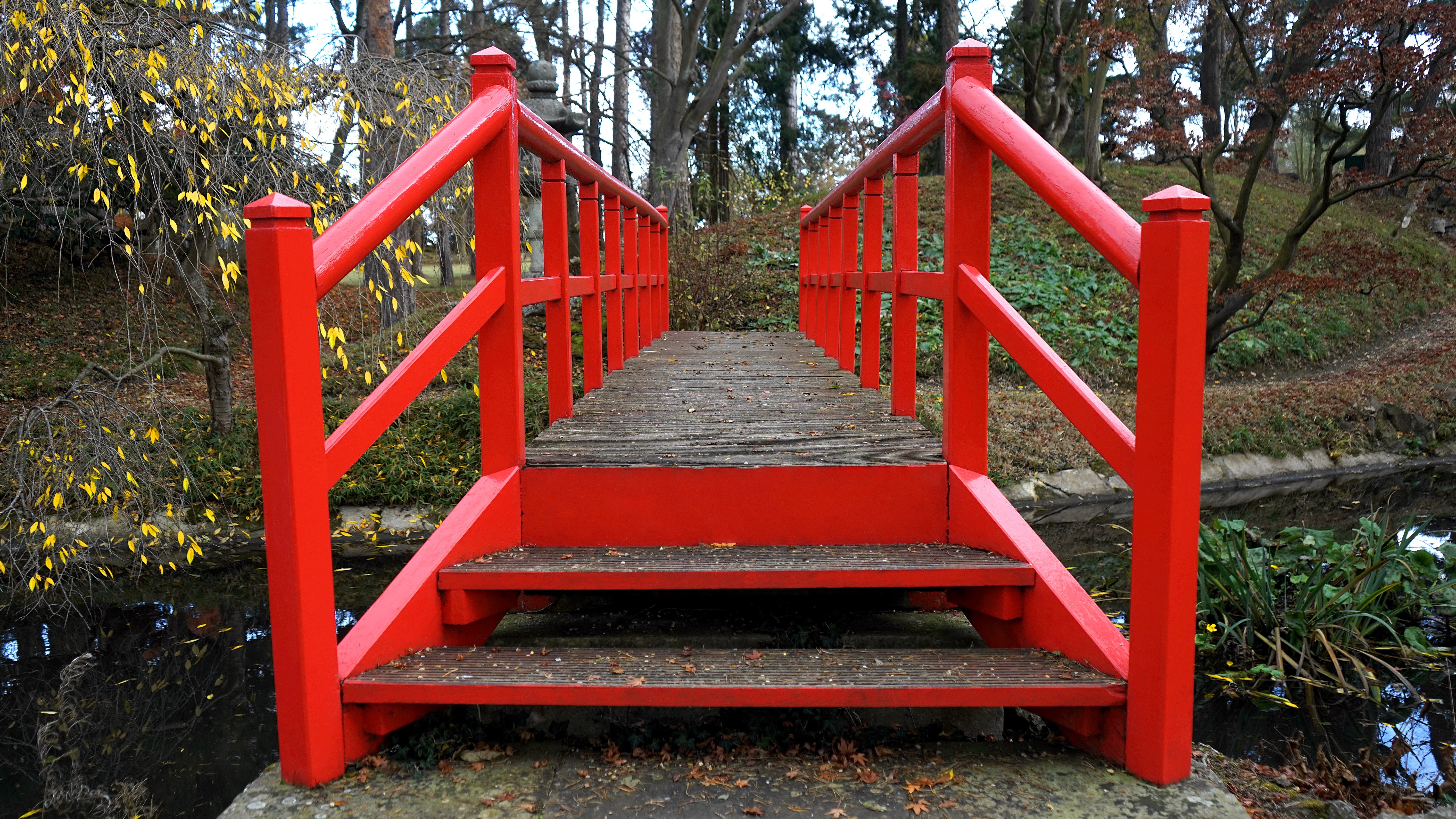 A red bridge